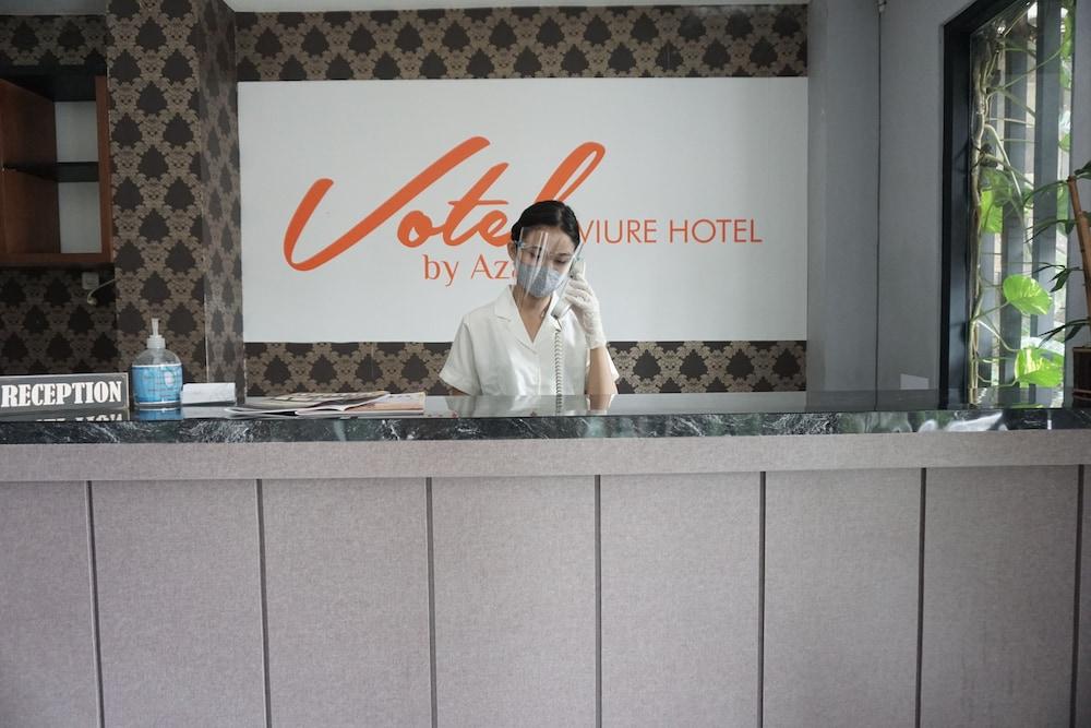 Votel Viure Hotel Jogjakarta Maguwo Eksteriør billede