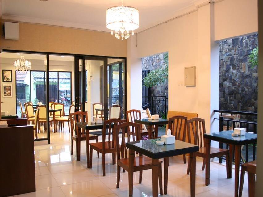 Votel Viure Hotel Jogjakarta Maguwo Eksteriør billede