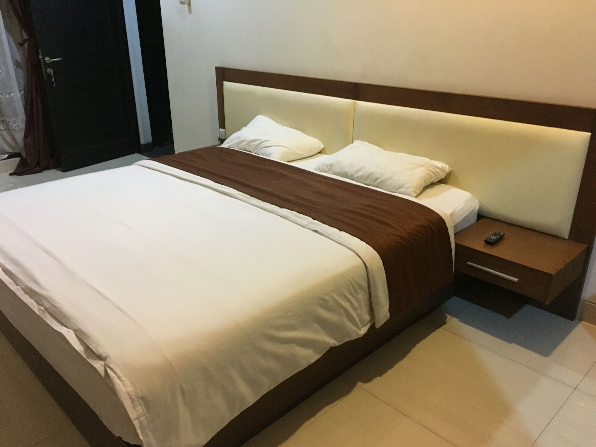 Votel Viure Hotel Jogjakarta Maguwo Eksteriør billede